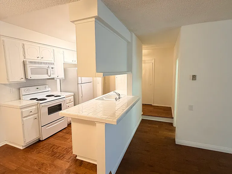 11935 Dorothy St #203 — Photo 13