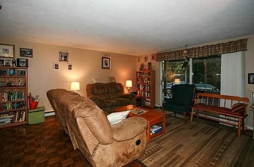 5th image of 23 Fountain Ln APT 6