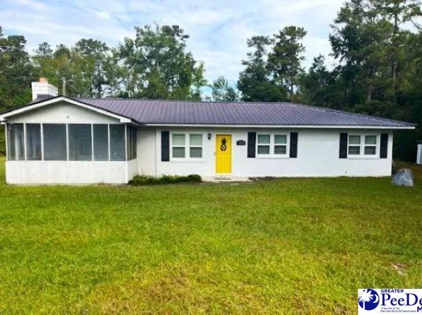 1432 Twin Lakes Rd, Cades, SC 29518