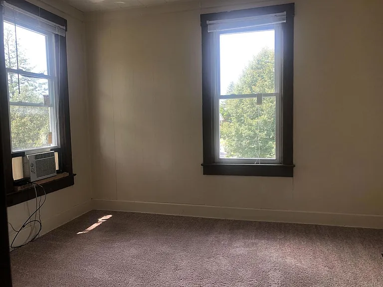 423 S Fess Ave — Photo 22