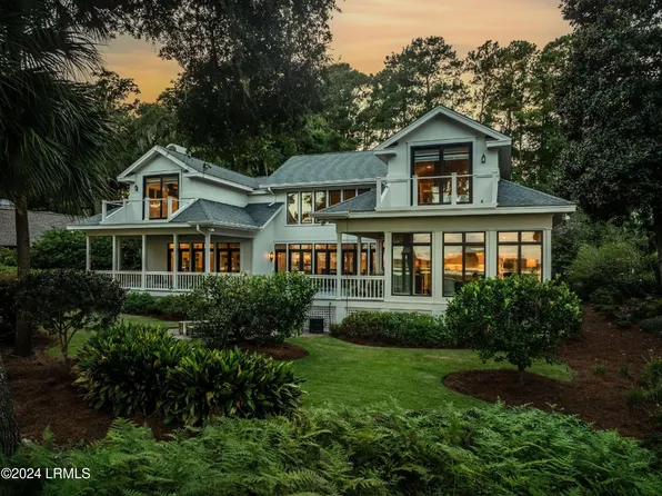 211 Odingsell Ct, Saint Helena Island, SC 29920