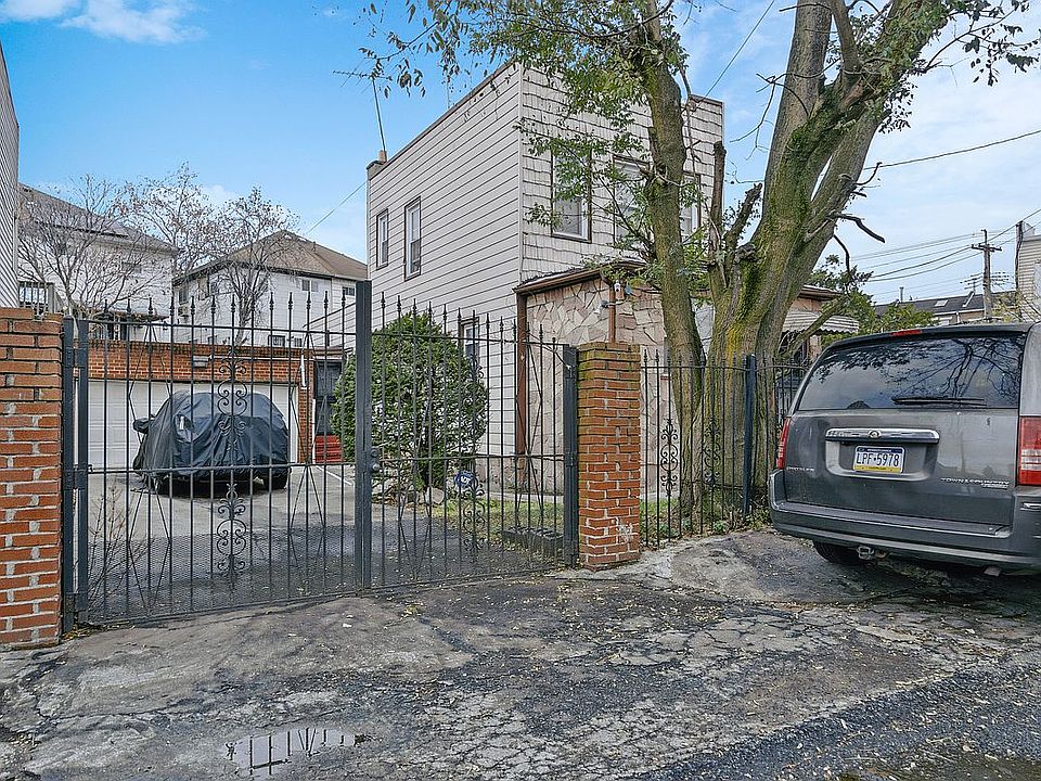 2nd image of 665 Varkens Hook Rd