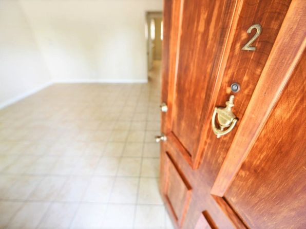 634 Oakland Ave APT 2