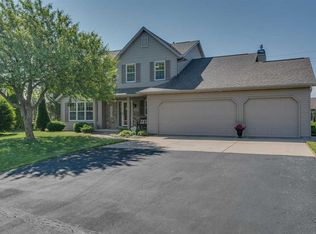 W3063 Pinewood Ct, Appleton, WI 54915