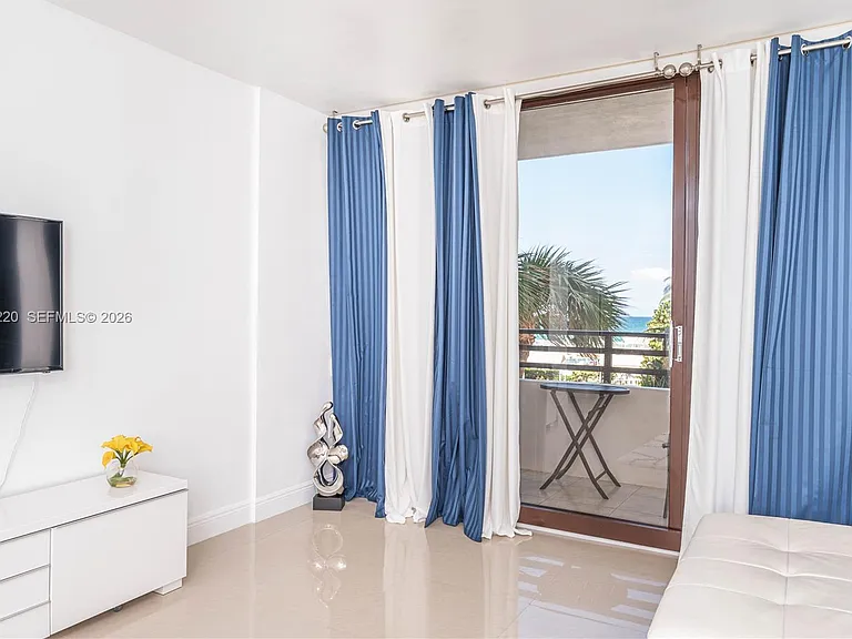 3505 S Ocean Dr #221 — Photo 10