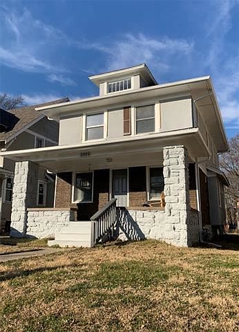 1st image of 2926 E 30th St