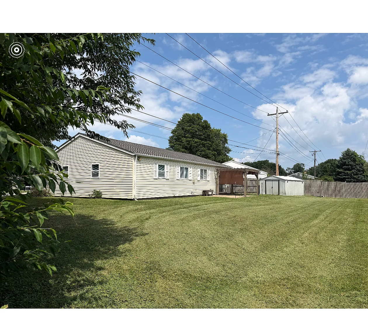 3 bed, 1.5 bath, 1216 sqft, $1,550 — Photo 3