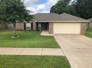 19062 Winstar Dr, Flint, TX 75762