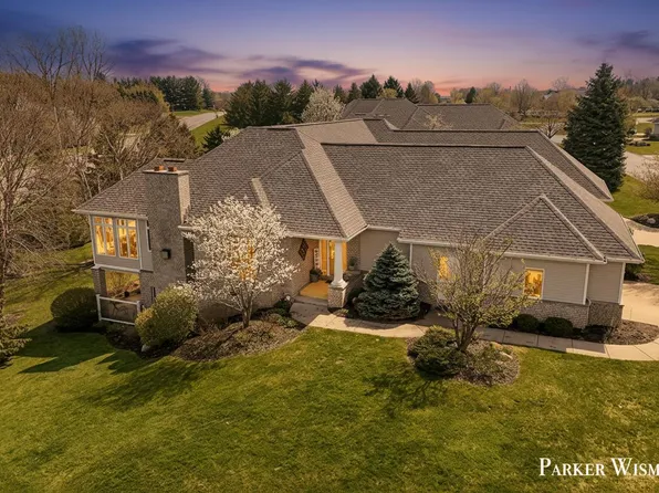 2661 Village Circle Ct SW #15, Byron Center, MI 49315