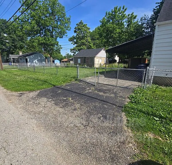 432 Catherine St — Photo 21