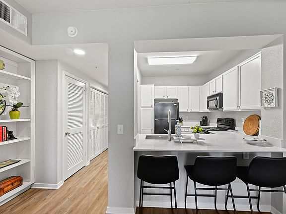 4th image of 6765 Corporate Blvd APT 5202