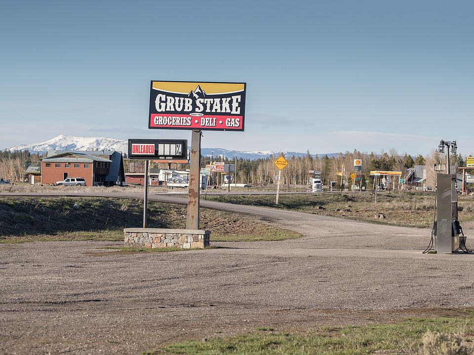 1st image of 3306 Highway 20