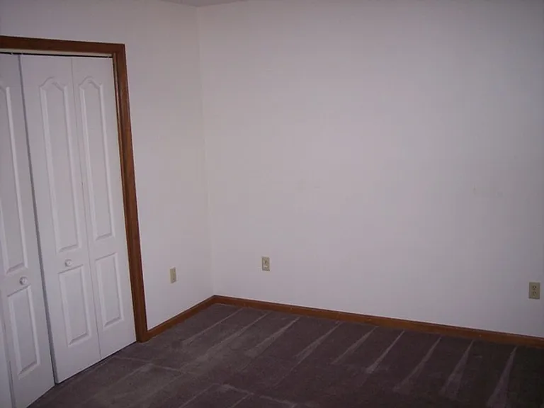 708 Streck Ct — Photo 7