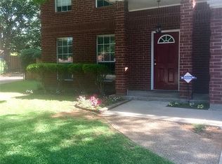 1205 Circle View Ct, Grapevine, TX 76051