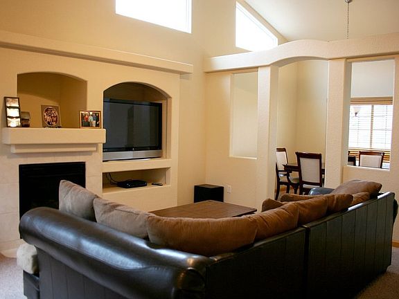 Upstairs Living Area