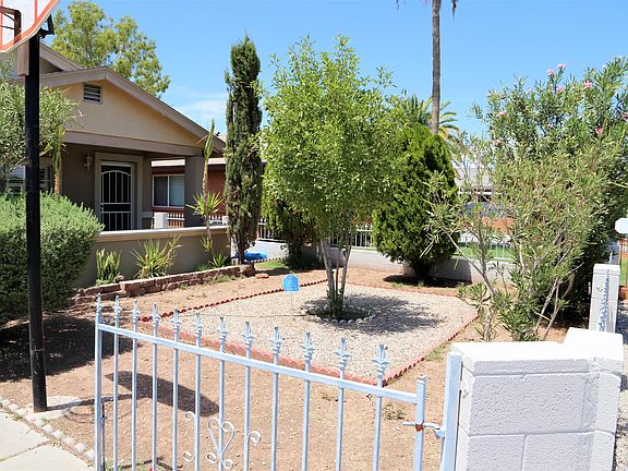 3rd image of 432 N Sirrine