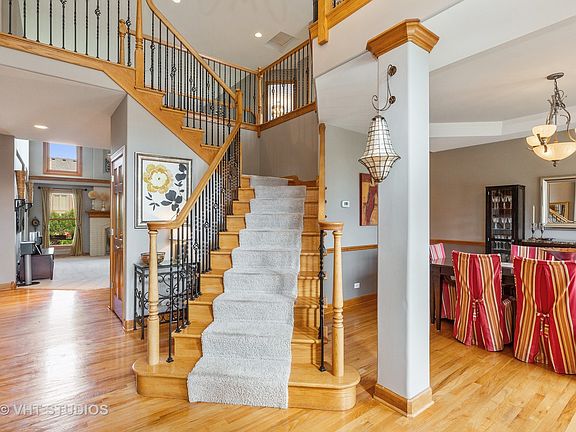 2nd image of 805 Chasewood Dr