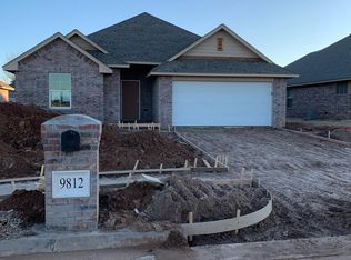 9812 SW 22nd St, Yukon, OK 73099