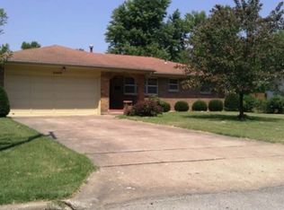 2405 S Dollison Ave, Springfield, MO 65807