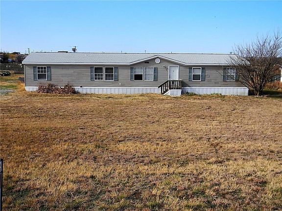 2nd image of 3391 Meadow Vista Cir
