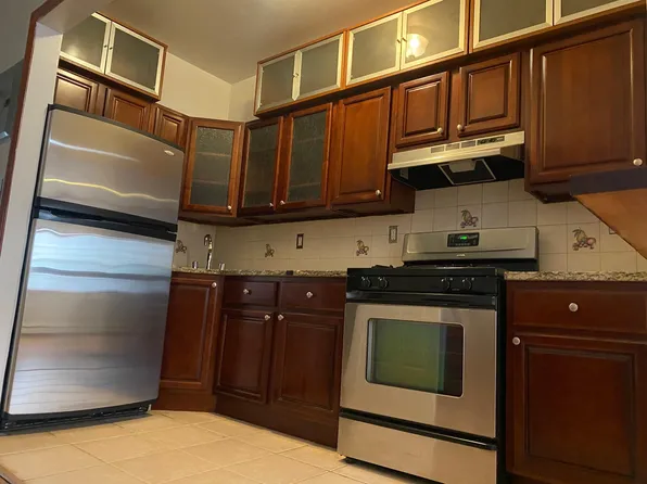 3756 Barnes Ave, Bronx, NY 10467
