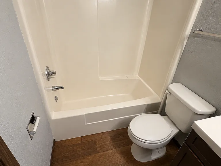 3260 Raven Oaks Dr — Photo 8