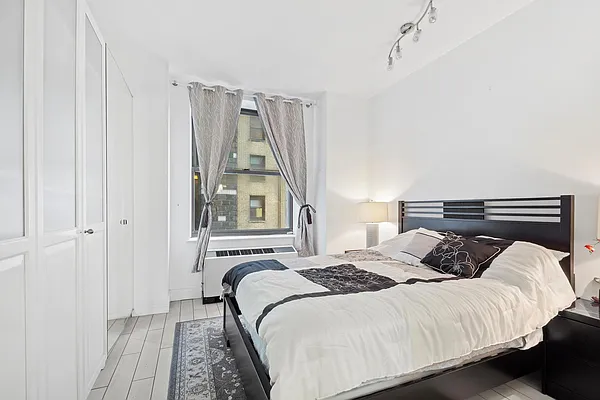Rented by Compass | media 24