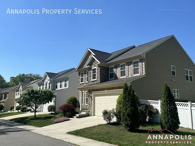 402 Saint Martins Choice Ln — Photo 40