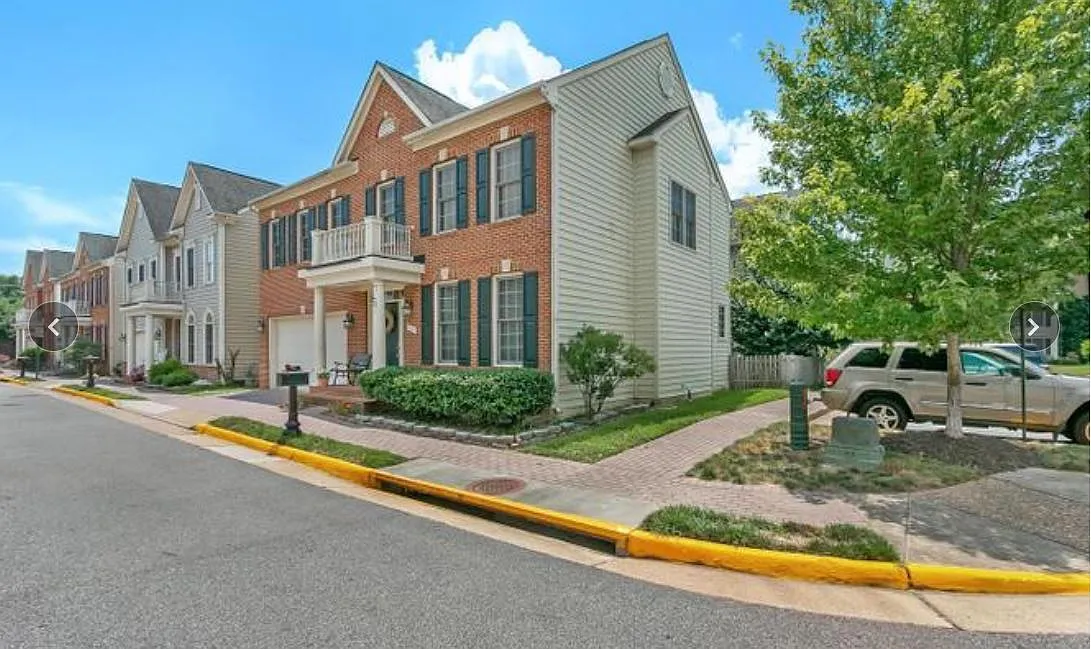 Building Photo - 9254 Lee Masey Dr