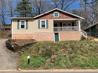 344 State St, Asheville, NC 28806