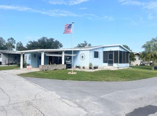 705 N Edgewater Dr, Plant City, FL 33565
