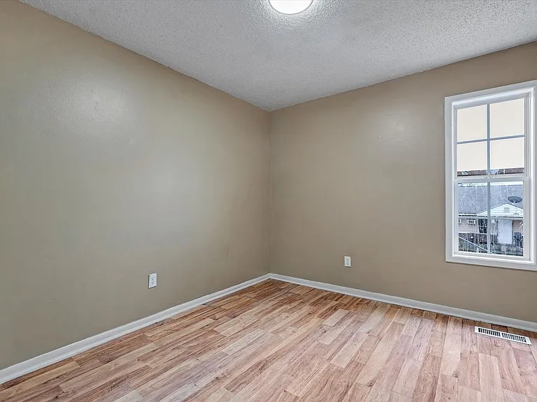 1803-1835 Cedar Heights Dr — Photo 32