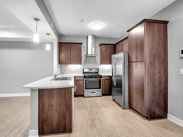 9150 Transit Rd — Photo 24