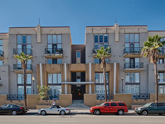 2nd image of 360 Avenue 26 #309