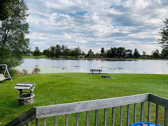 3rd image of 575 Norvell Beach Dr