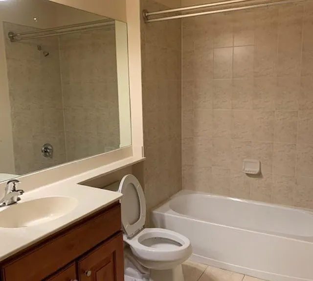 3500 Oaks Clubhouse Dr — Photo 16