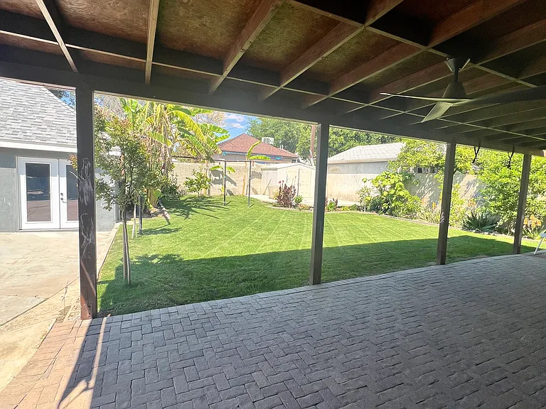 2328 Quincy Dr — Photo 12