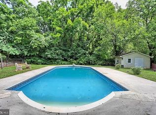 52 N Old Stonehouse Rd, Carlisle, PA 17015