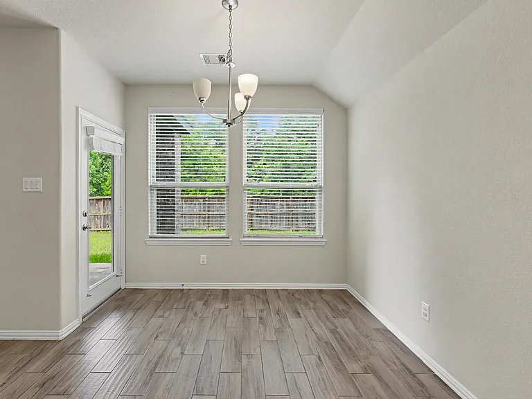 185 Emory Birch Dr — Photo 15
