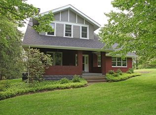 9511 Woodcrest Rd, Pittsburgh, PA 15237