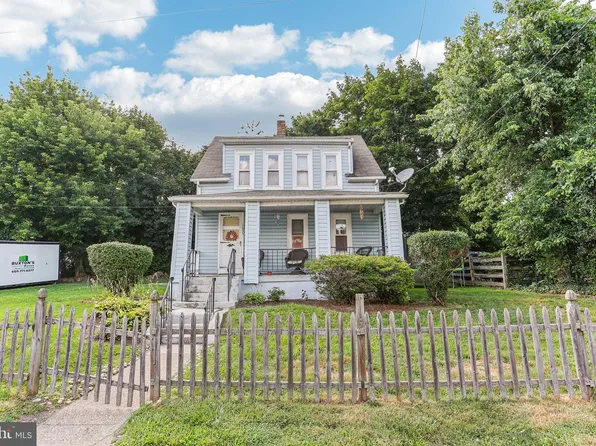 1635 9th St, Ewing, NJ 08638