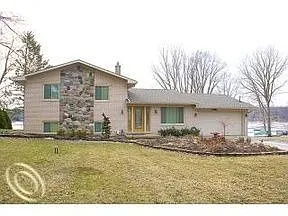 11852 Crooked Ln photo 1