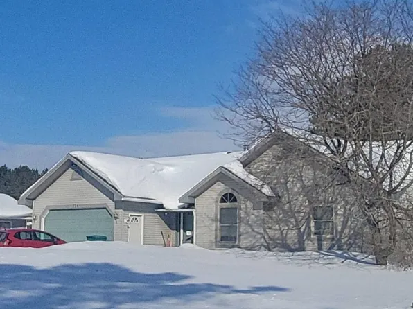 174 Brentwood Dr, Gaylord, MI 49735