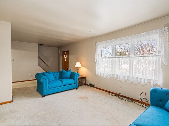 5th image of 49 Gordon St