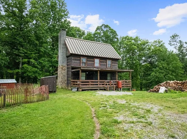 895 Beamer Dr, Sutton, WV 26601