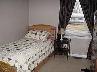 4th image of 738 Los Arboles Dr