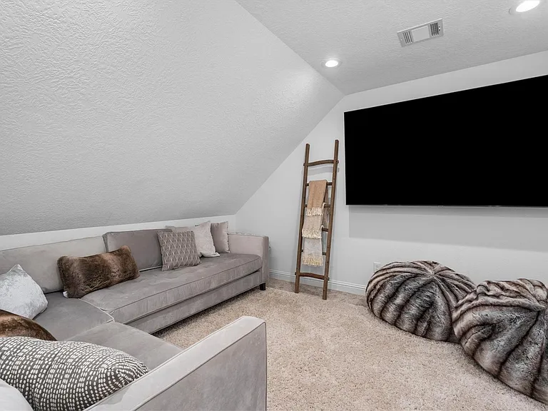 2703 Cavallo Pass — Photo 40