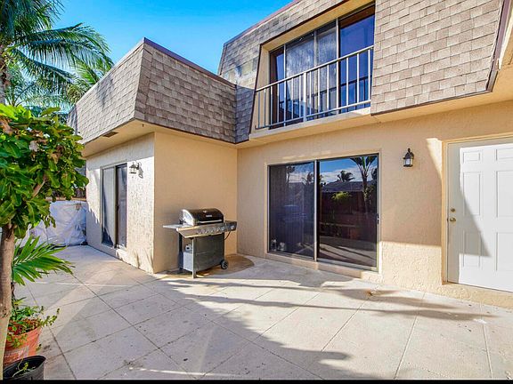 4th image of 4101 N Waterview Circle #41-a