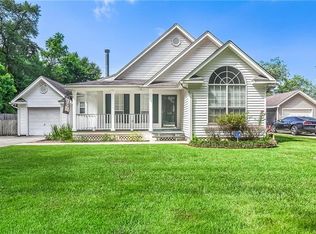 630 Montmartre St, Mandeville, LA 70448
