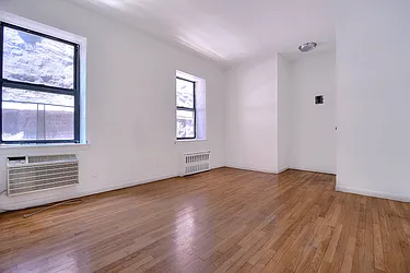 Rented by Urbane Brokerage